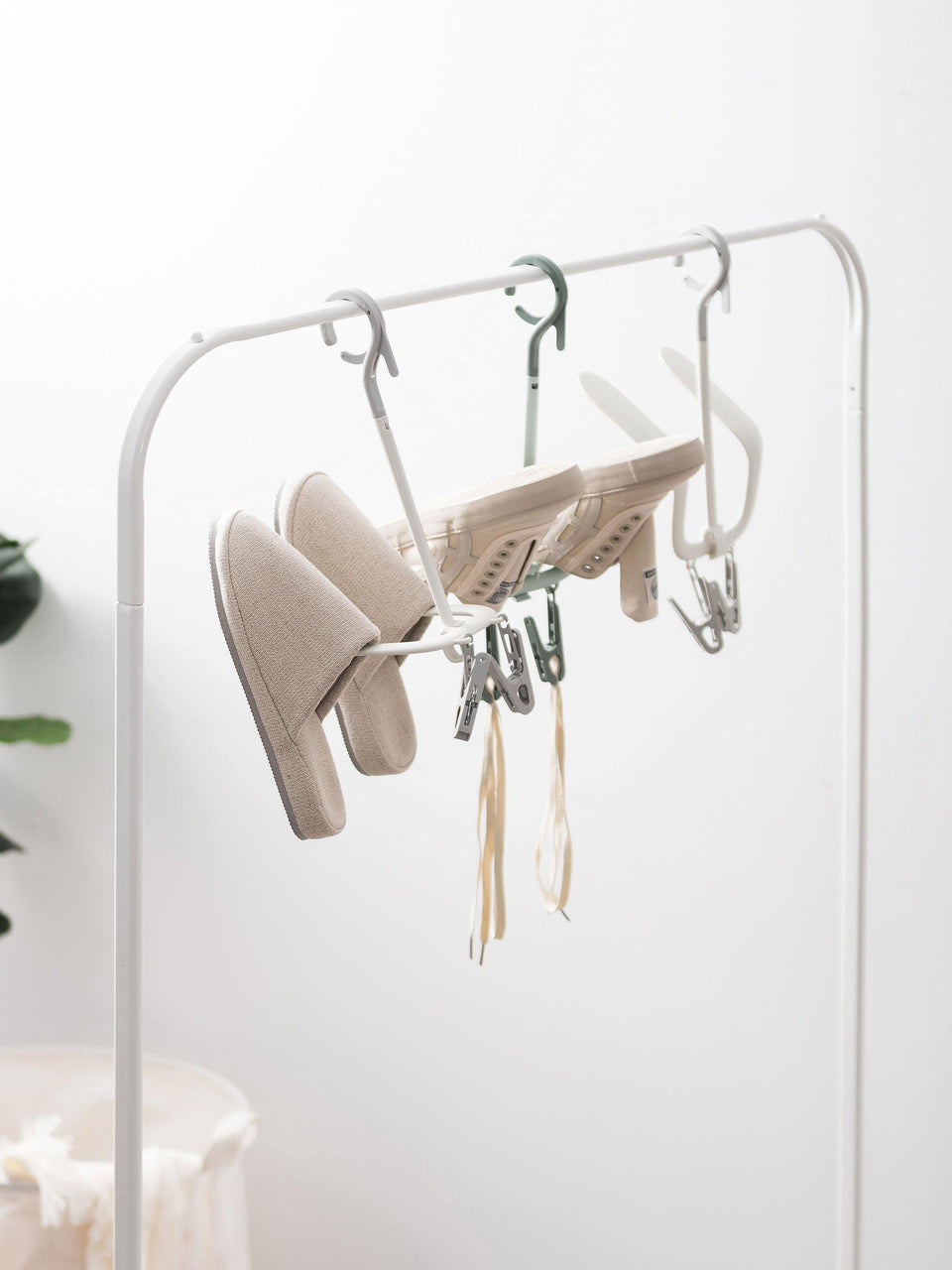 Ein’s 360 ° Shoe Drying Hanger - Ein's Cuteness Lab